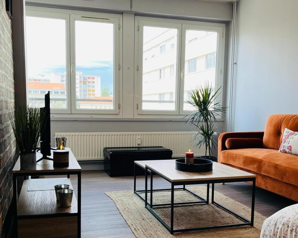سانت إتيان Espace 500 - Cosy, Wifi & Vue Sur La Ville المظهر الخارجي الصورة