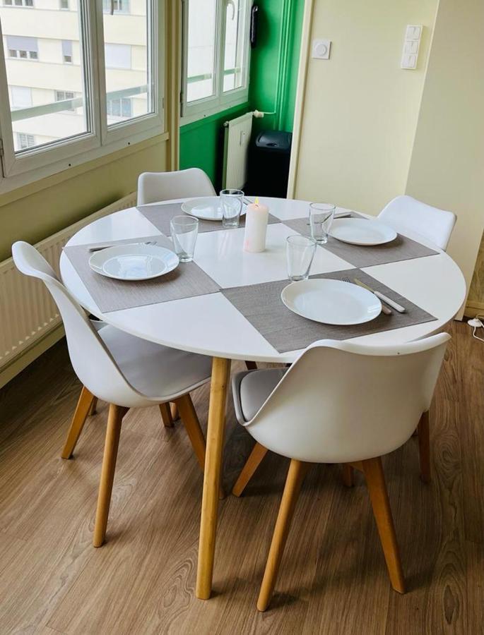 سانت إتيان Espace 500 - Cosy, Wifi & Vue Sur La Ville المظهر الخارجي الصورة