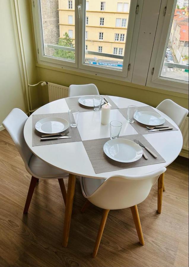سانت إتيان Espace 500 - Cosy, Wifi & Vue Sur La Ville المظهر الخارجي الصورة